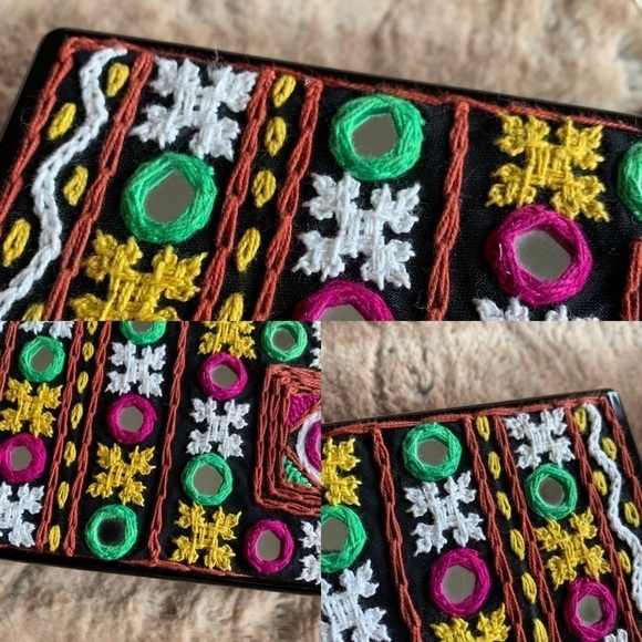 Edie Parker Flavia Embroidered-Inlay Clutch Bag - Picture 4 of 11